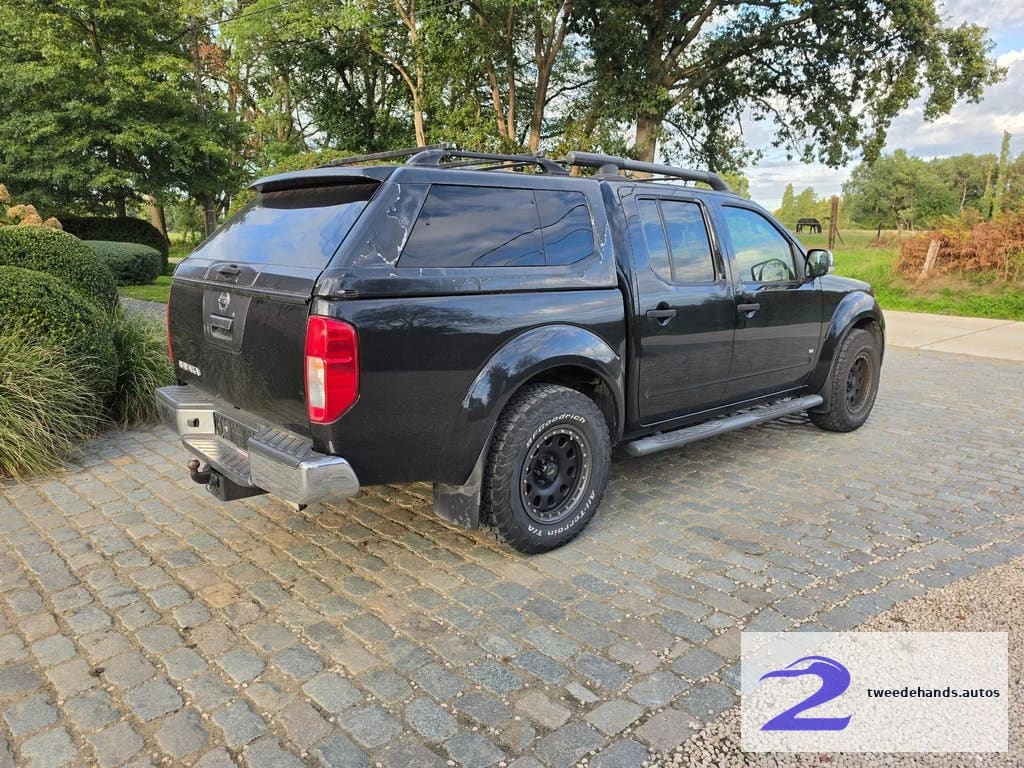 Nissan Navara V6