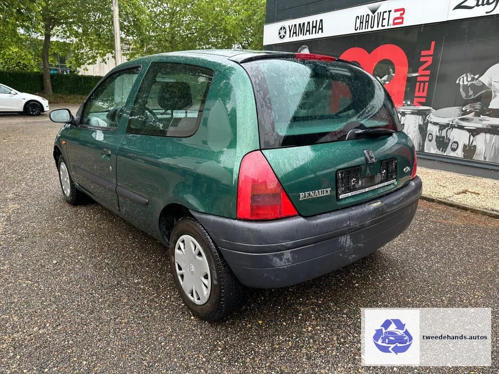 Renault Clio gekeurd voor verkoop
