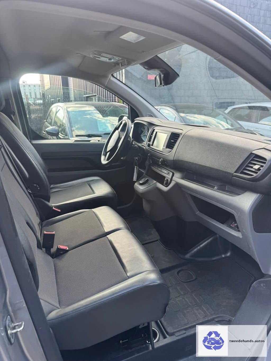 Peugeot Expert 67xxxkm AUTOMAAT Camera Gekeurd Garantie