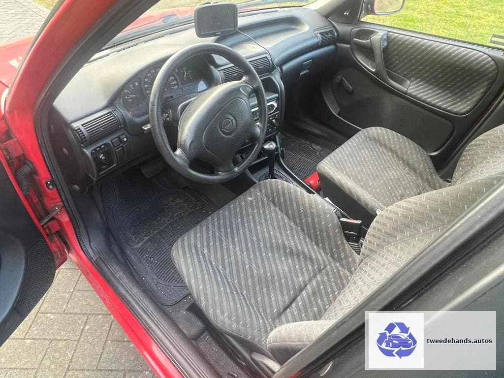 Opel Astra 1.6Benzine Automaat Oldtimer