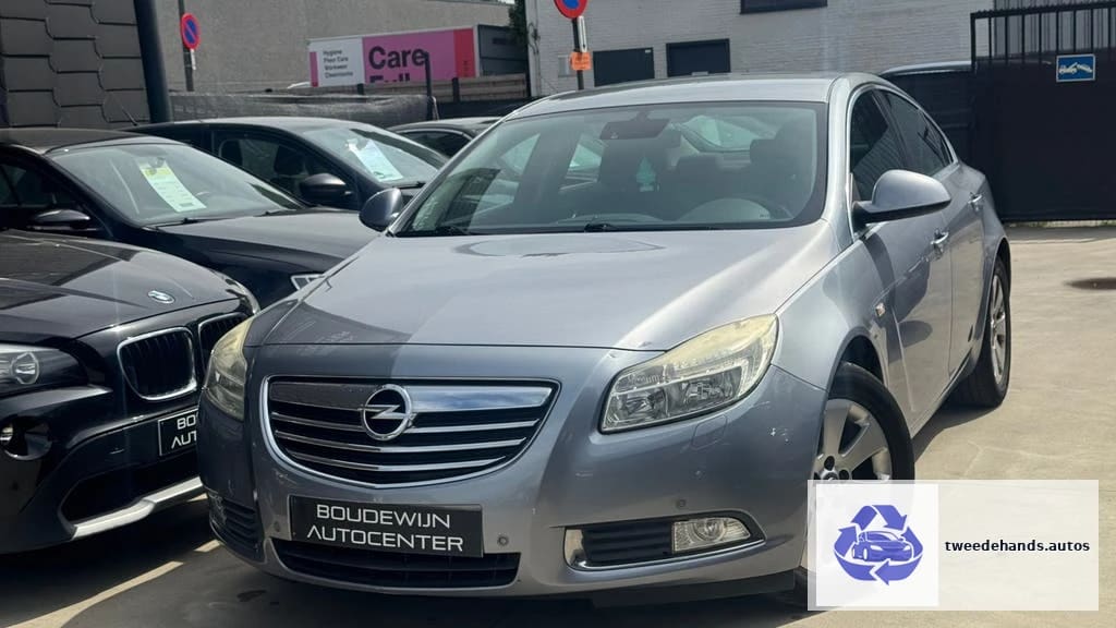 Opel Insignia 1.6Benzine 2009 142.xxxkm Airco,Sensoren,..