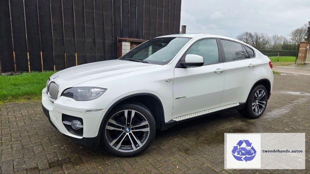BMW X6 4.0D van 2011, met 280.000kms
