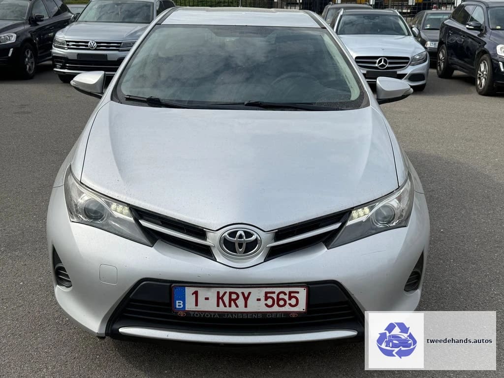 Toyota Auris Touring 1.3i uit 2015