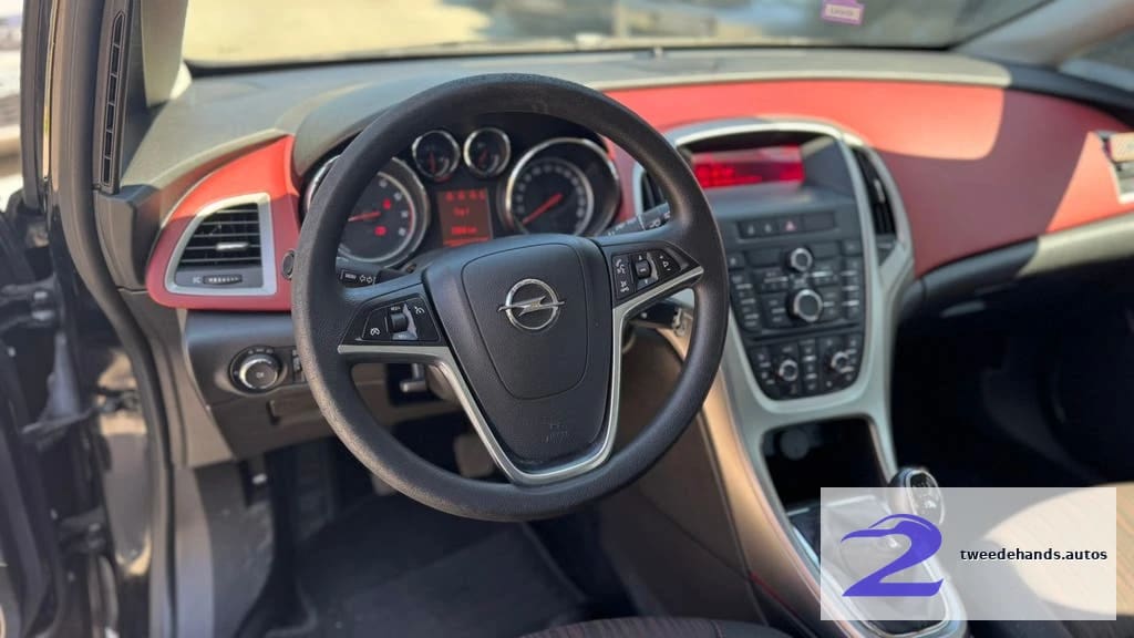 Opel Astra 1.6Benzine 2009 163.xxxkm Airco,Sensoren,Cruise