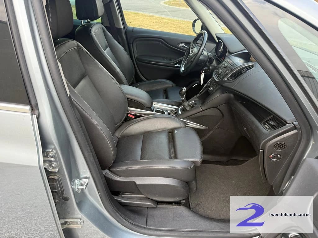 Opel Zafira Tourer 1.6cdti Euro6 7pl Cosmo