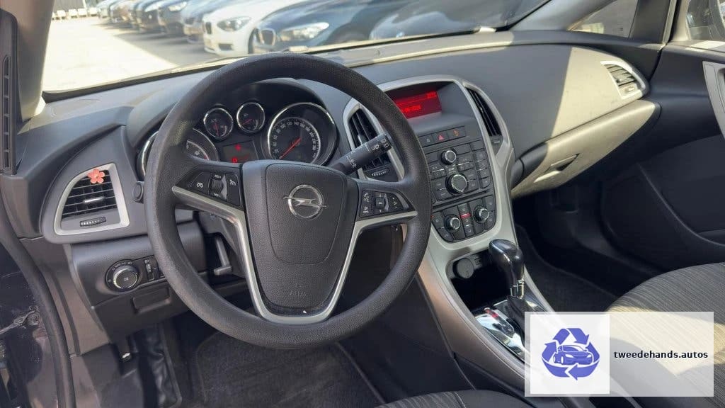 Opel Astra 1.6Benzine Automaat 153.xxxkm 2010 Garantie