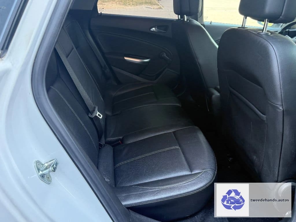 Opel Astra Cosmo 2.0d 118kw volledige opties