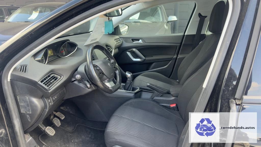 Peugeot 308 1.2Benzine 2015 118.xxxkm Topstaat Garantie