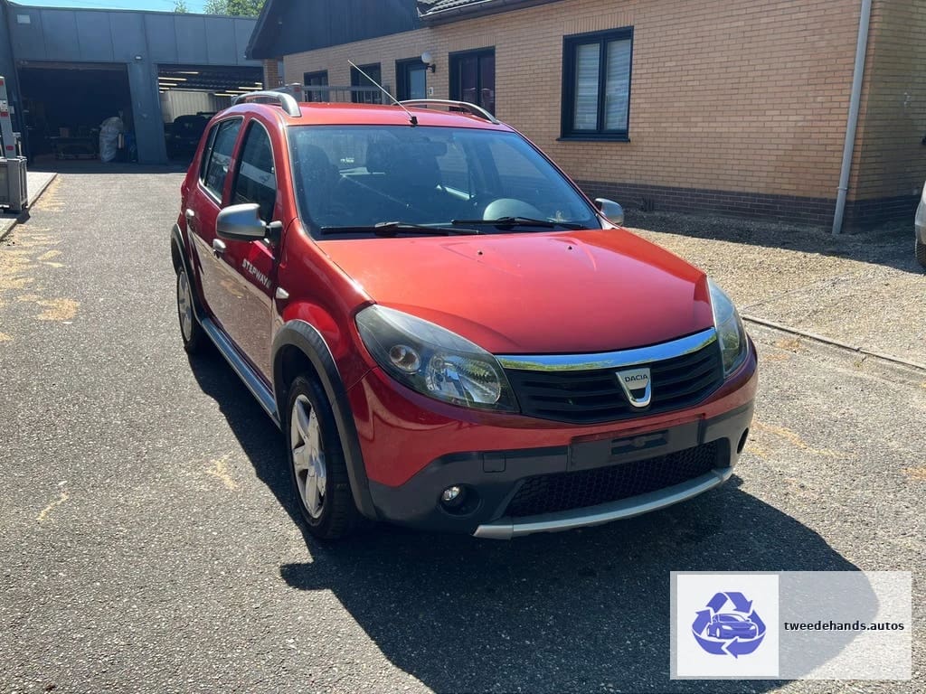 Dacia Sandero 1.6Benzine gekeurd vvk