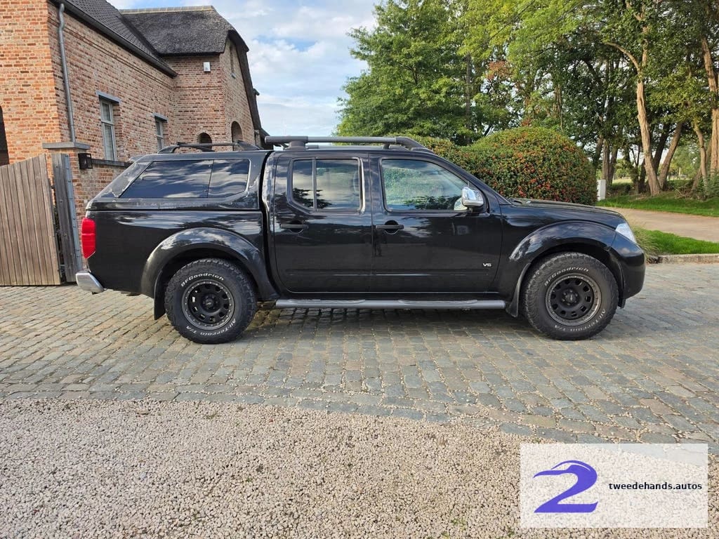 Nissan Navara V6