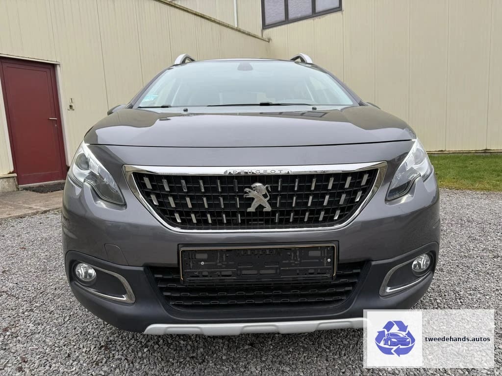 Peugeot 2008 Allure 1.2i 130pk 2019 96000km dealer/export