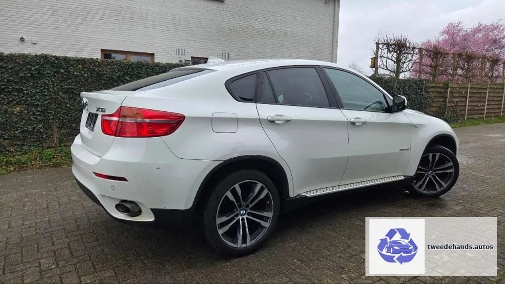 BMW X6 4.0D van 2011, goede staat!