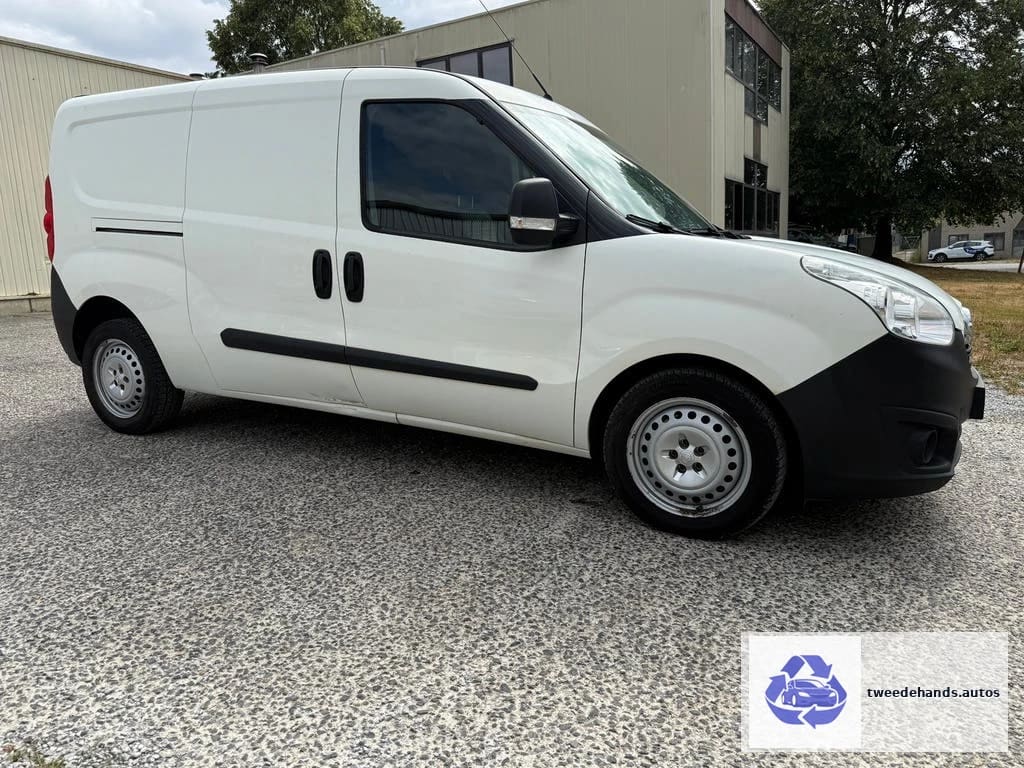 Opel Combo 1.6cdti 77kw!!! 4132€ Netto!!!