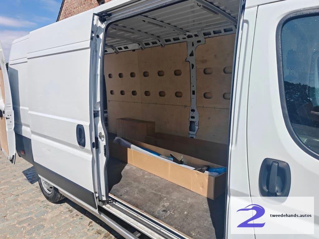 Peugeot Boxer 2.2Hdi €13512.40 Excl. BTW