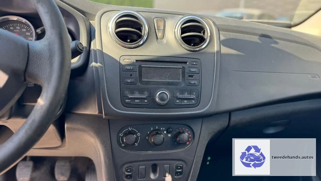 Dacia Logan 1.2Benzine 2015 150.xxxkm/Parkeersensor,Topstaat