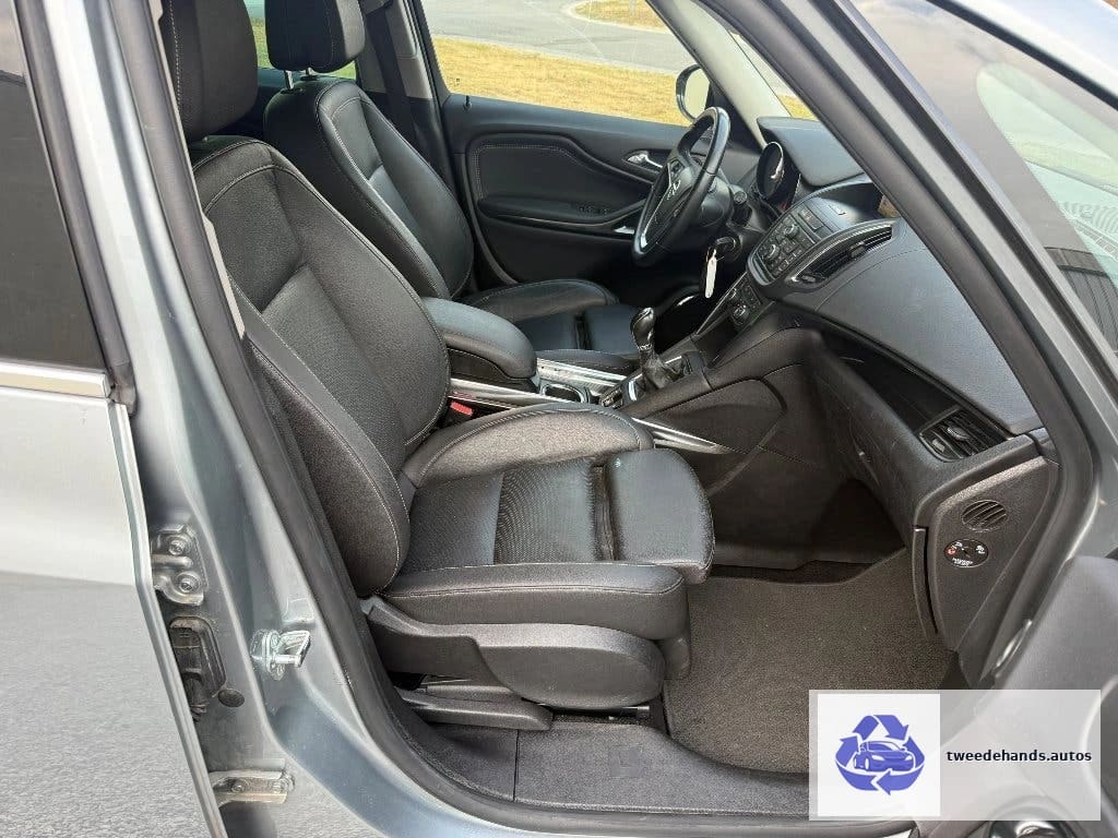Opel Zafira Tourer 1.6cdti Euro6 7pl Cosmo