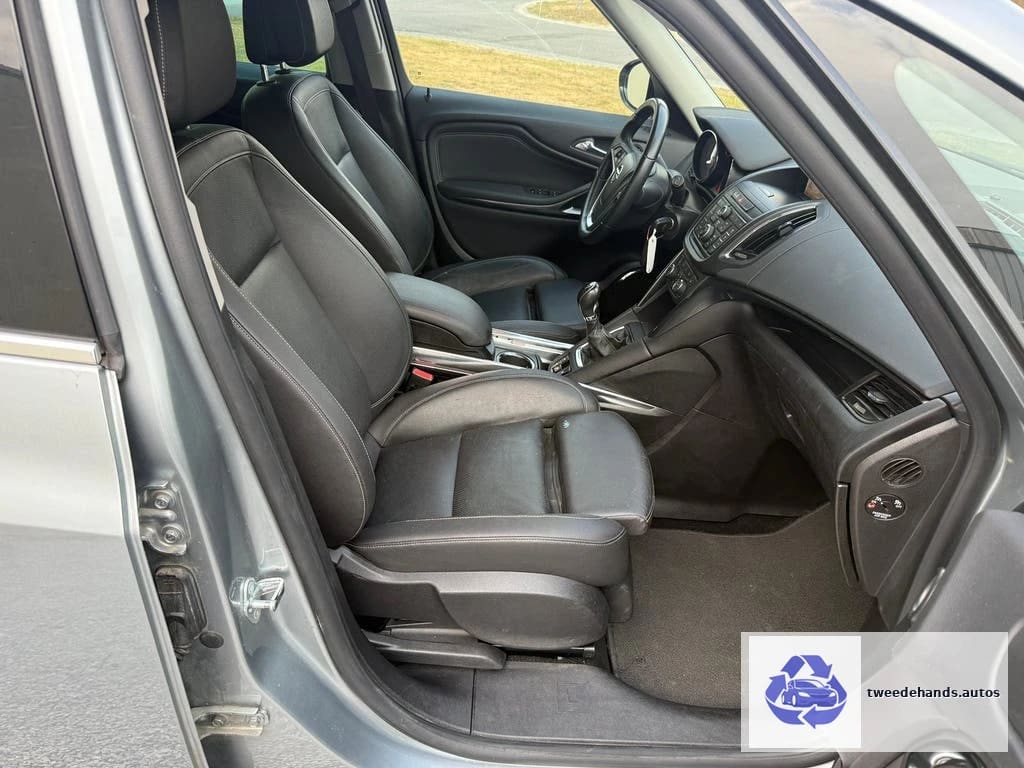 Opel Zafira Tourer 1.6cdti Euro6 7pl Cosmo