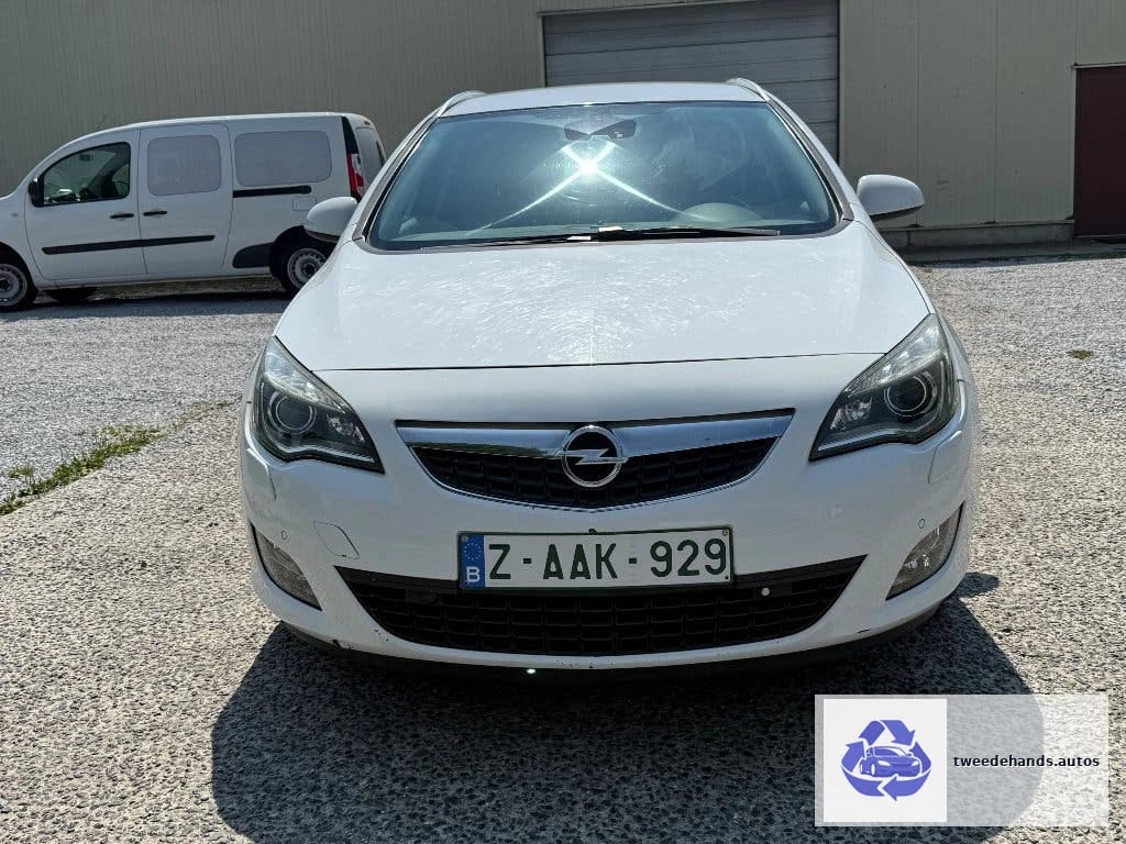 Opel Astra Cosmo 2.0d 118kw volledige opties