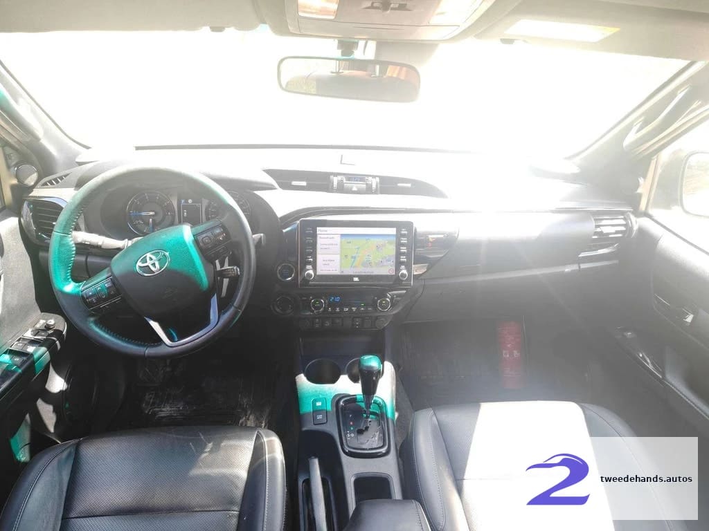 Toyota Hilux 2.8 D-4D 4WD Invincible €33760 excl. BTW