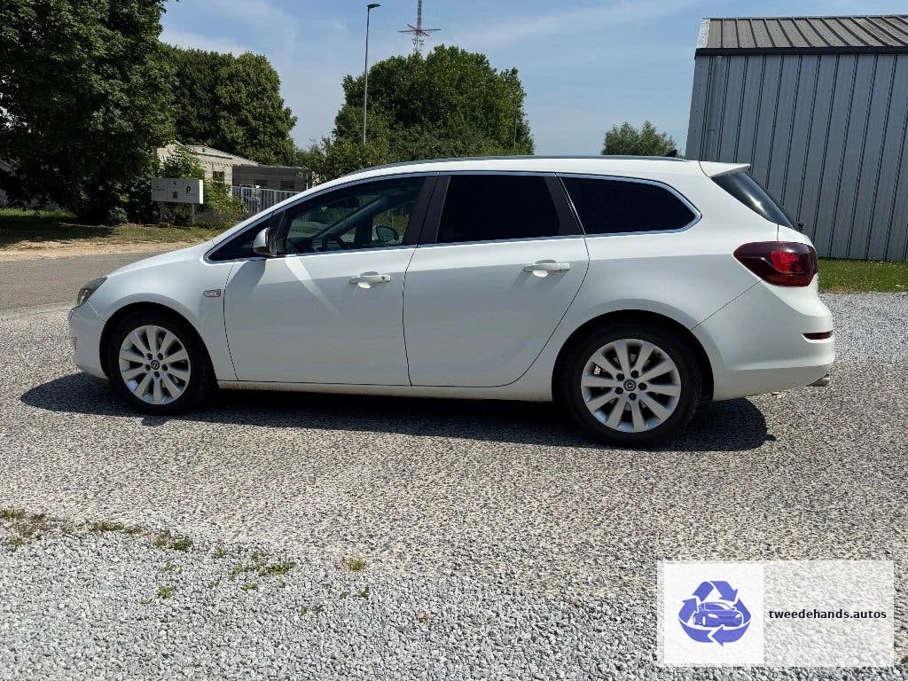 Opel Astra Cosmo 2.0d 118kw volledige opties