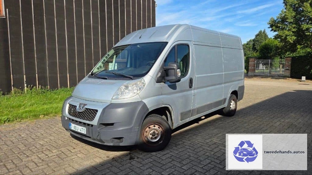 Peugeot Boxer 2.2 HDI L3H2 van 2012, met 440.000kms