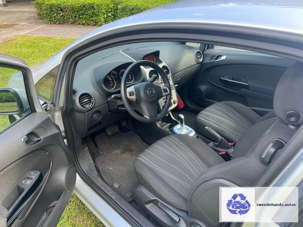 Opel Corsa 1.2Benzine Automaat Gekeurd vvk