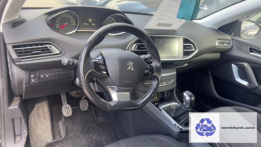 Peugeot 308 1.2Benzine 2015 118.xxxkm Topstaat Garantie