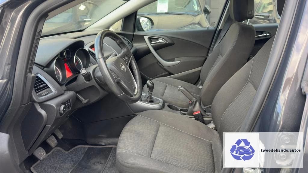 Opel Astra Notchback 1.4Benzine Topstaat 2012 Garantie