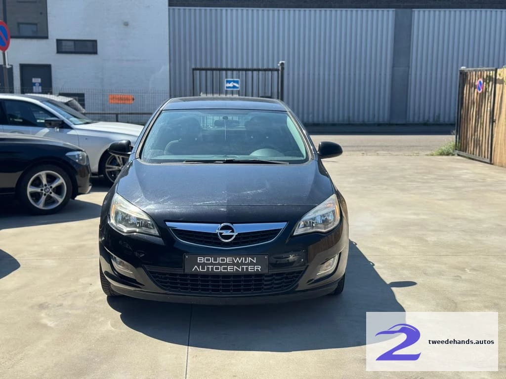 Opel Astra 1.6Benzine 2009 163.xxxkm Airco,Sensoren,Cruise