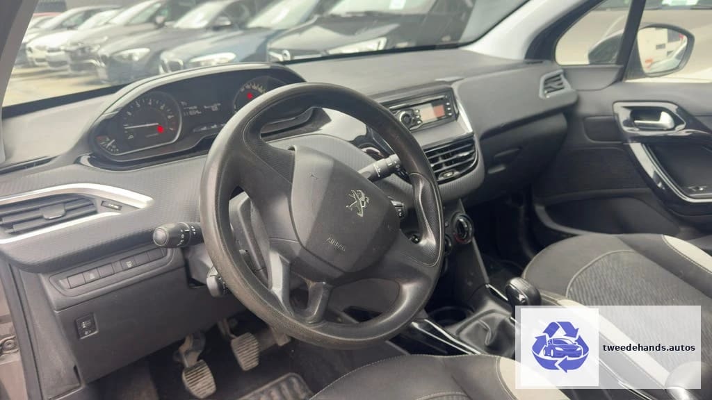 Peugeot 2008 1.2Benzine Euro6B 2016 177.xxxkm/Airco,Cruise,.