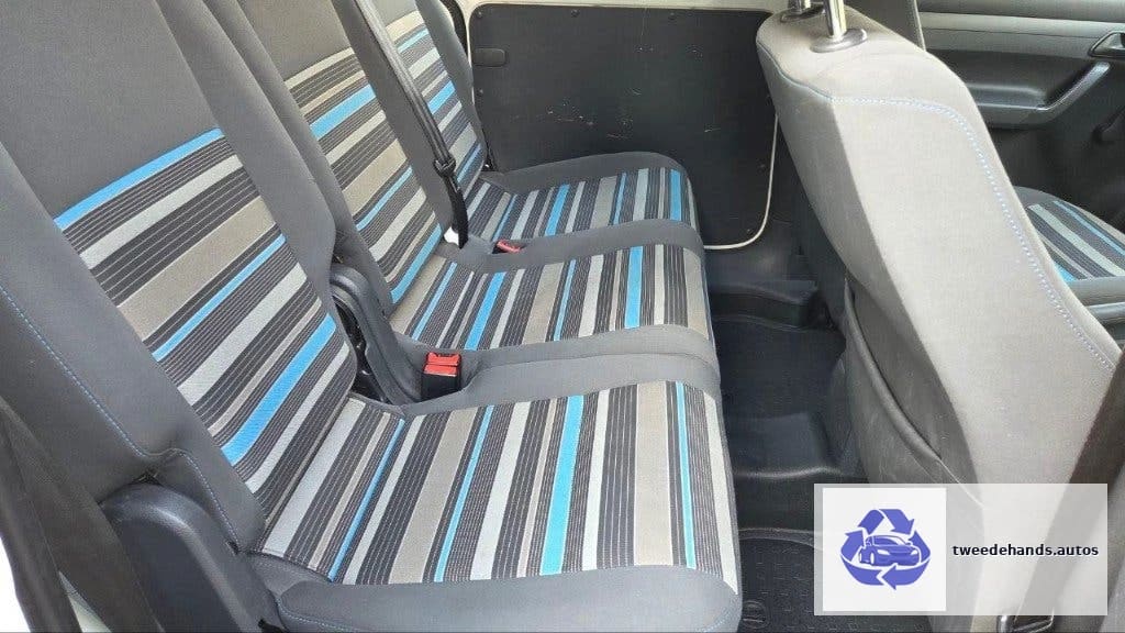 Volkswagen Caddy 1.2i van 2013, 5 zitplaatsen