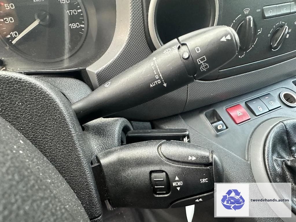 Peugeot Partner 1.6hdi 3pl!!! 2500€ Netto!!!