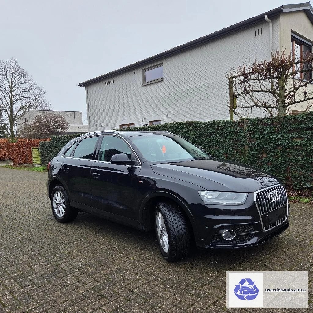 Audi Q3 2.0i van 2012, S-line weinig kms