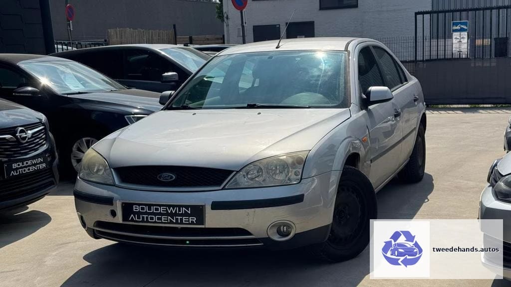 Ford Mondeo 1.8Benzine 2003 180.xxxkm beginnerswagen