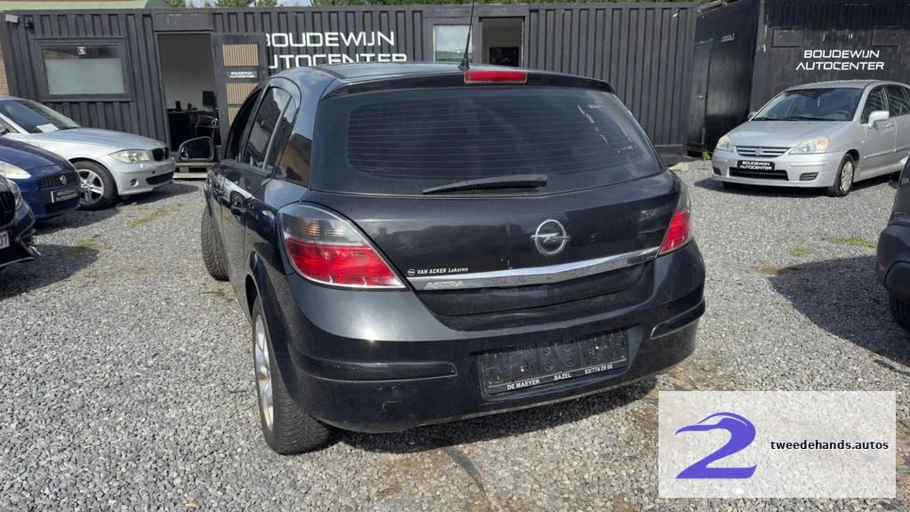 Opel Astra Benzine, auto start niet, bwj 2012, 185000km