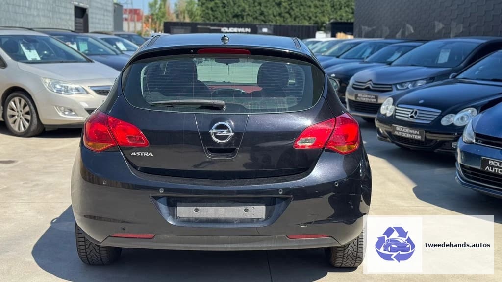 Opel Astra 1.6Benzine 2009 163.xxxkm/Airco,Sensoren,Cruise