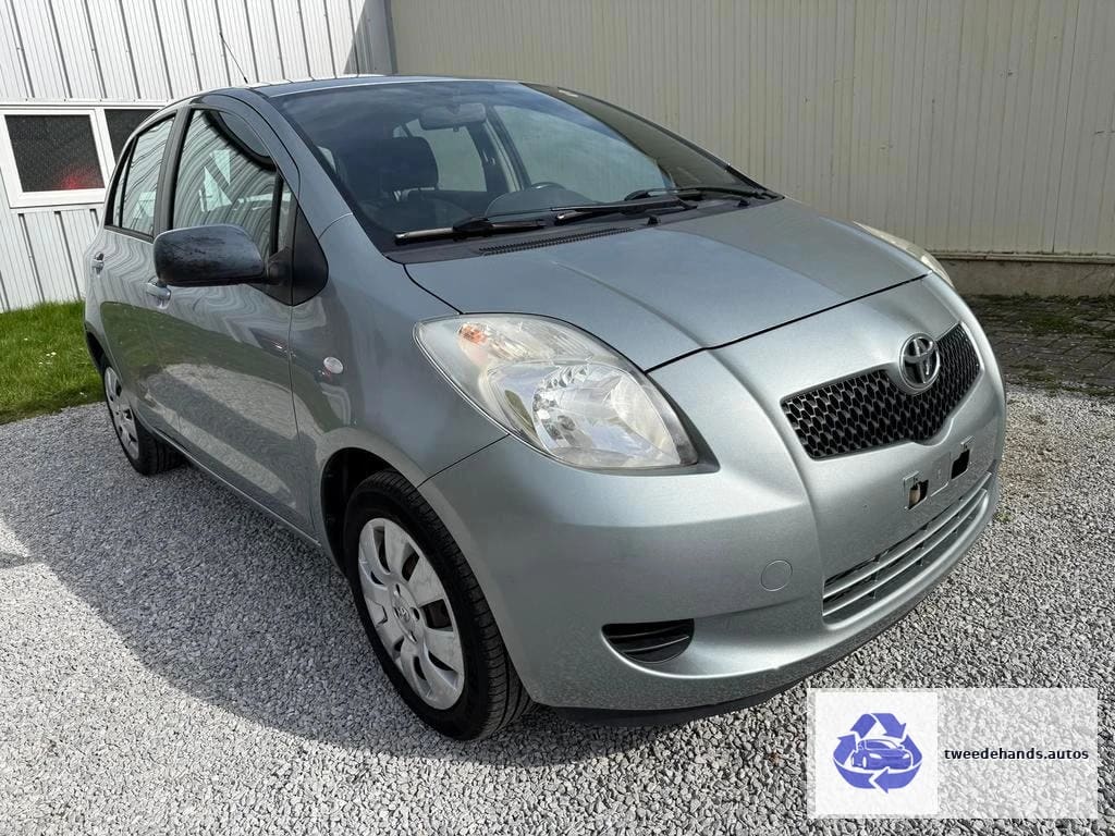 Toyota Yaris 1.0i 118000km 5dr
