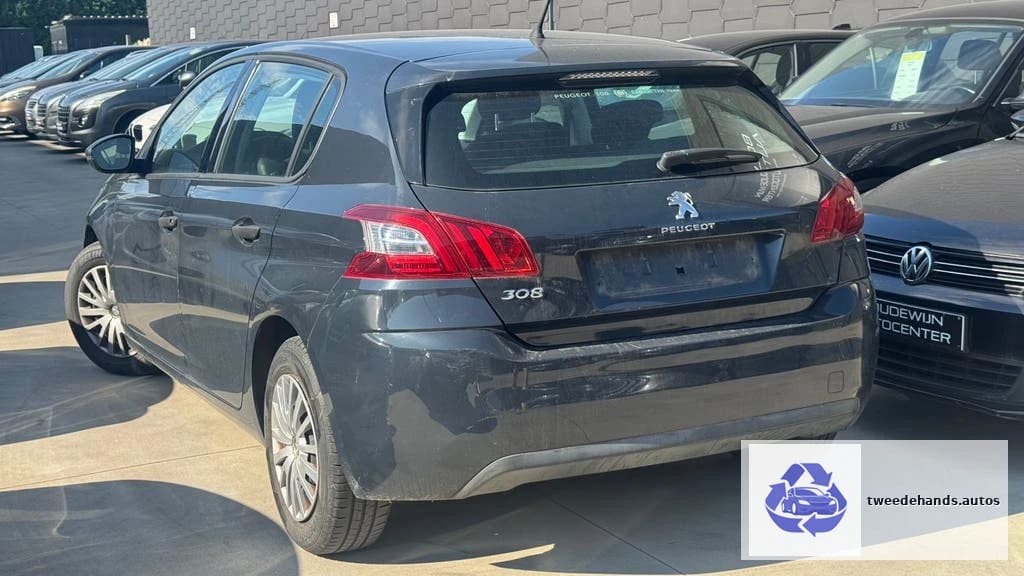 Peugeot 308 1.2Benzine 2015 120.xxxkm Groot onderhouden!