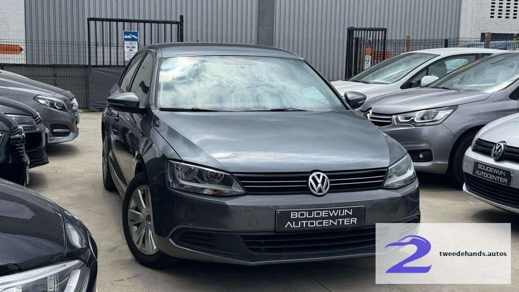 Volkswagen Jetta 2011 1.2Benzine 160.xxxkm/Airco,Sensor,Navi