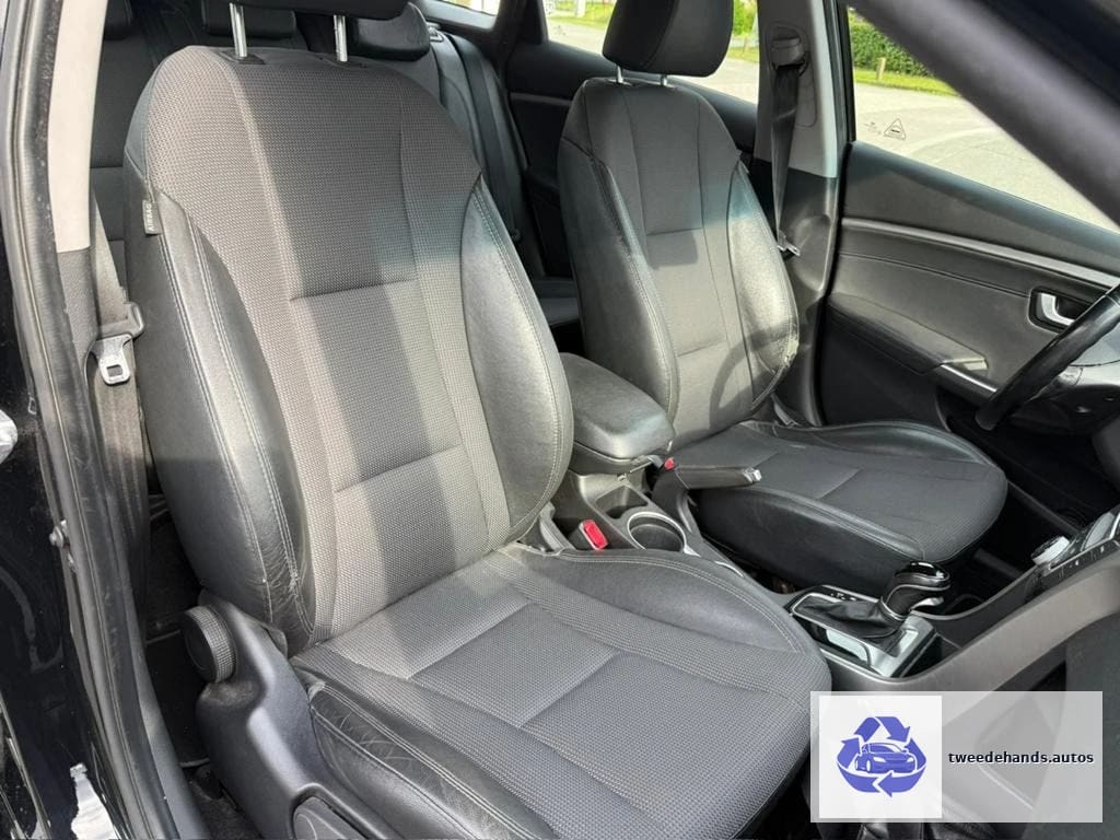 Hyundai I30 SW 1.6crdi Automaat