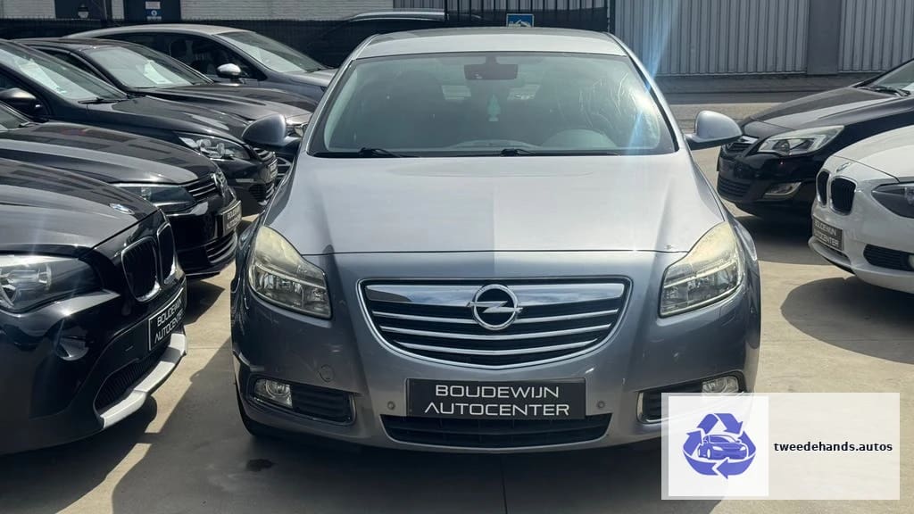 Opel Insignia 1.6Benzine 2009 142.xxxkm Airco,Sensoren,..