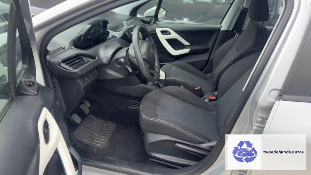 Peugeot 208 1.2Benzine 2018 Topstaat 108.xxxkm Garantie