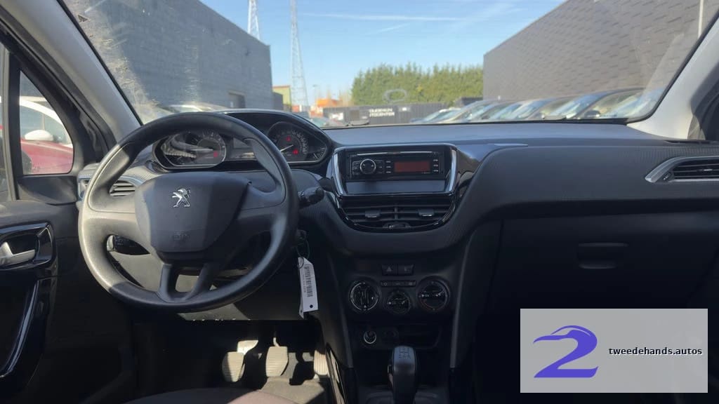 Peugeot 2008 1.2Benzine 2015 150.xxxkm 1Jaar Garantie