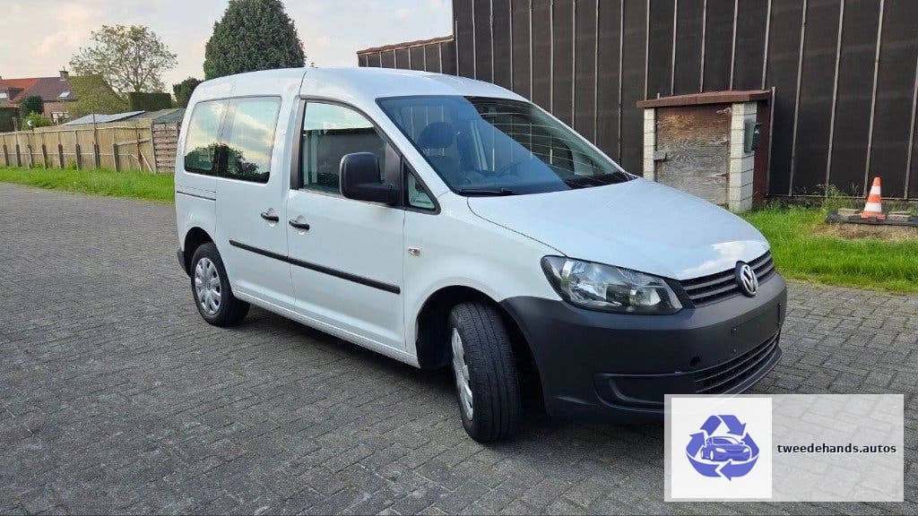 Volkswagen Caddy 1.2i van 2013, 5 zitplaatsen