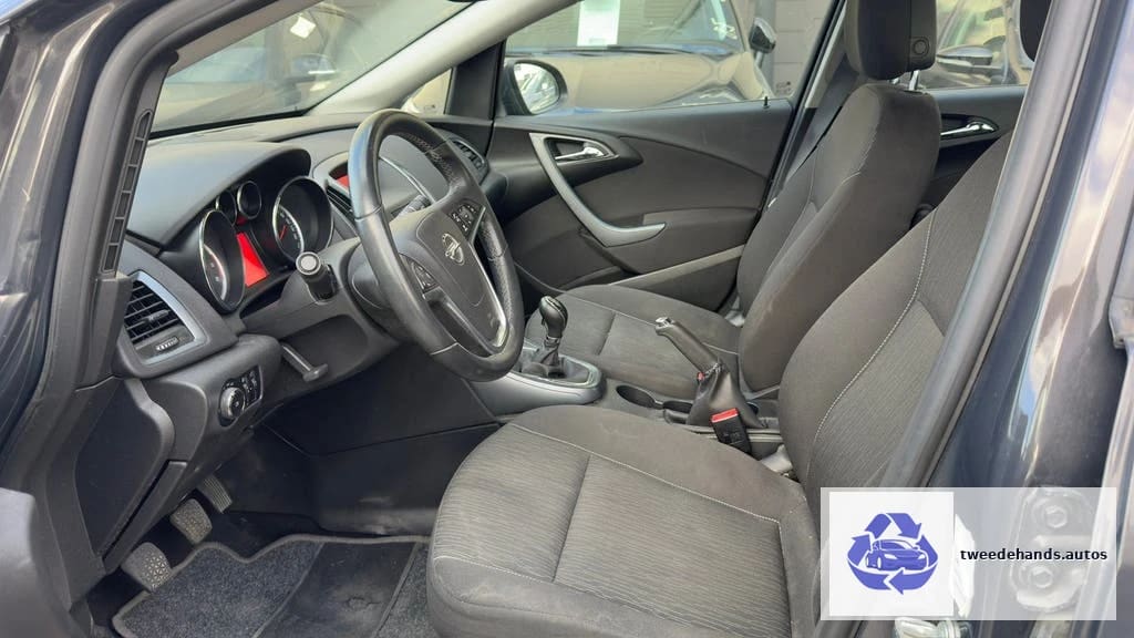Opel Astra Notchback 1.4Benzine Topstaat 2012 Garantie