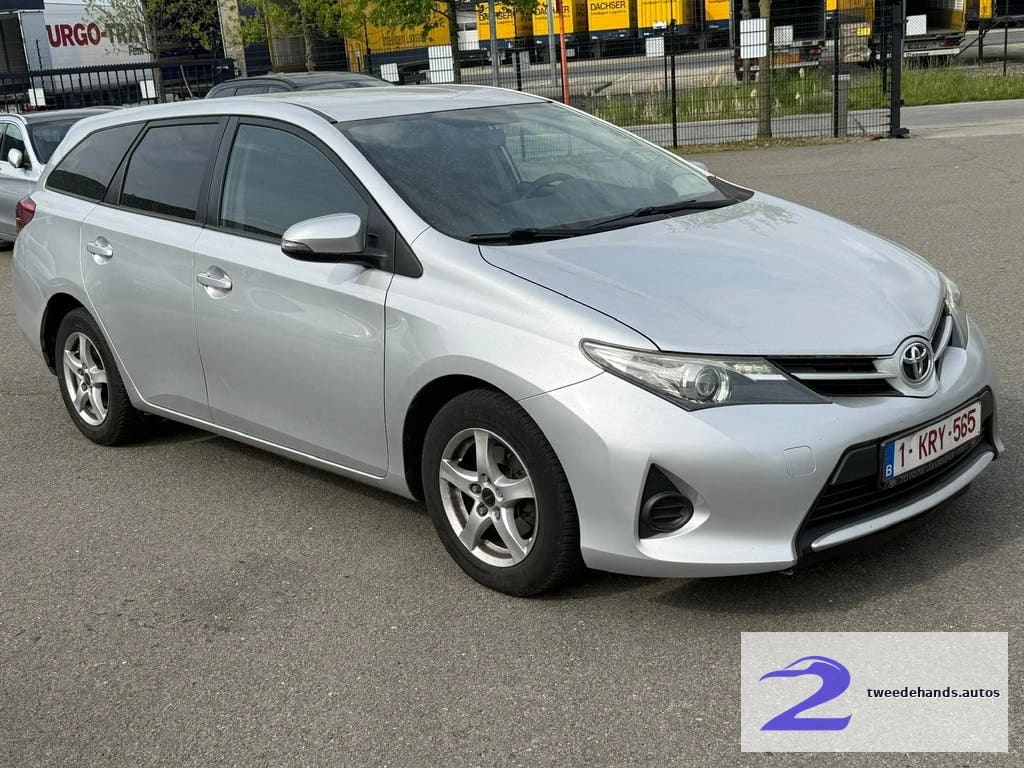 Toyota Auris Touring 1.3i uit 2015