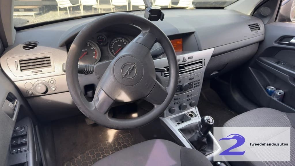 Opel Astra Benzine, auto start niet, bwj 2012, 185000km