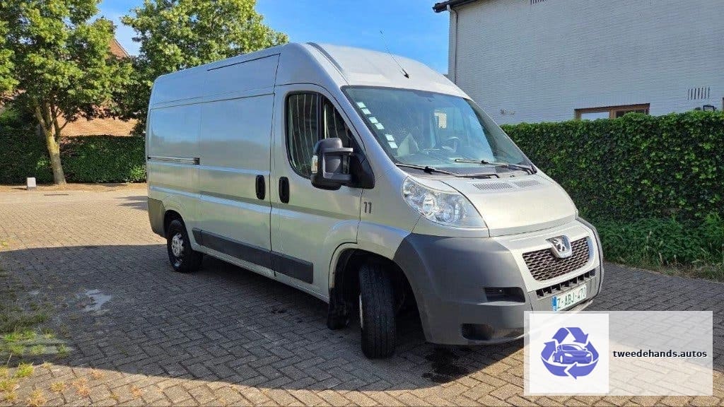 Peugeot Boxer 2.2 HDI L3H2 van 2012, met 440.000kms