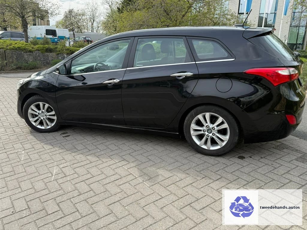 Hyundai I30 SW 1.6crdi Automaat