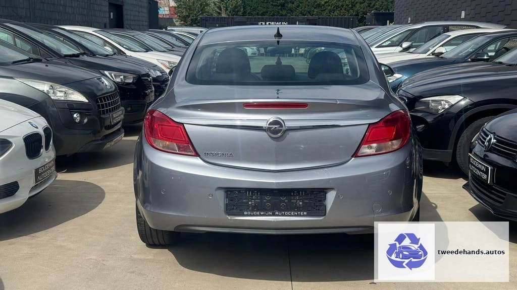 Opel Insignia 1.6Benzine 2009 142.xxxkm Airco,Sensoren,..
